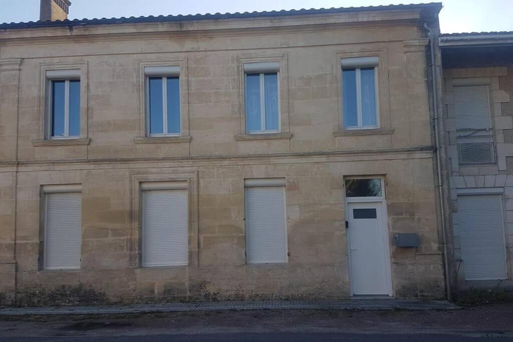 Demeure En Pierre Avec Piscine Privee Villa Etauliers Exterior foto